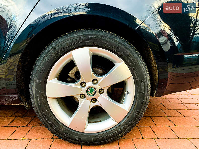 Лифтбек Skoda Octavia 2015 в Мукачево