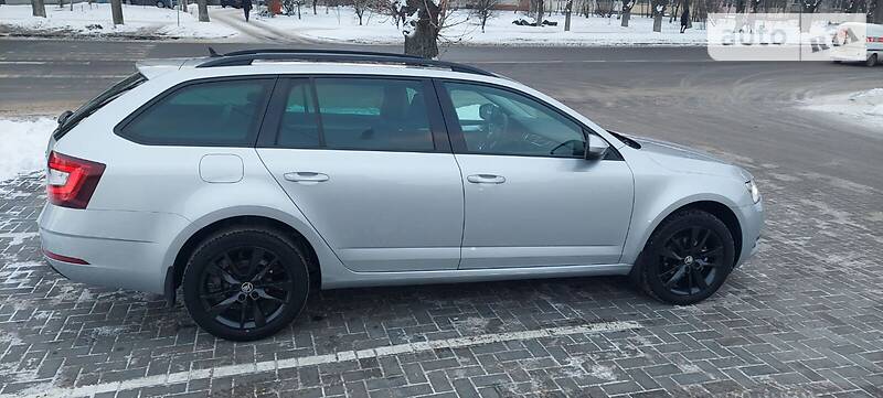Универсал Skoda Octavia 2017 в Киеве