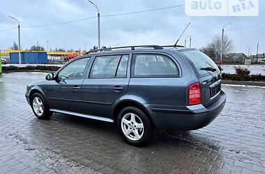 Универсал Skoda Octavia 2010 в Виннице