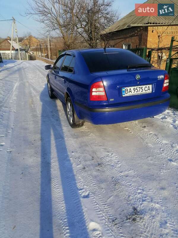 Хетчбек Skoda Octavia 2004 в Кропивницькому
