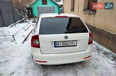 Универсал Skoda Octavia 2011 в Ирпене