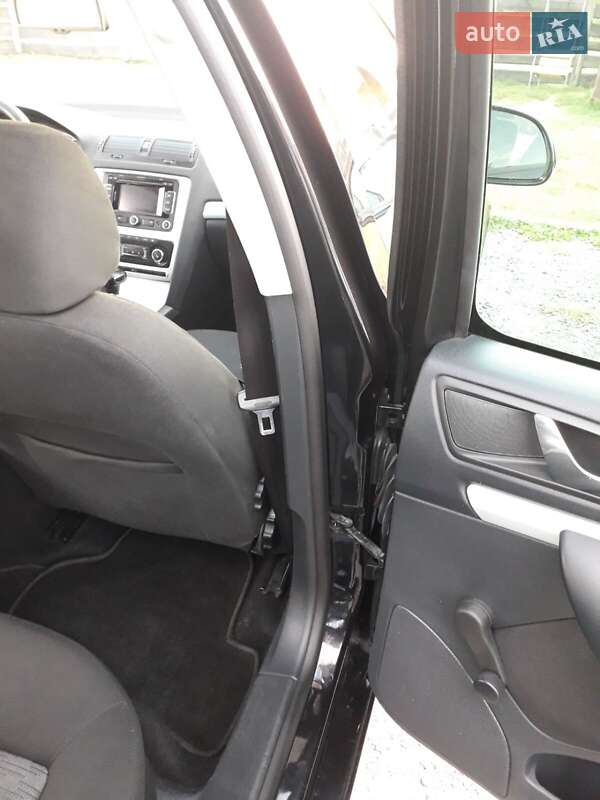 Универсал Skoda Octavia 2011 в Радехове фото 10 Универсал Skoda Octavia 2011 в Радехове