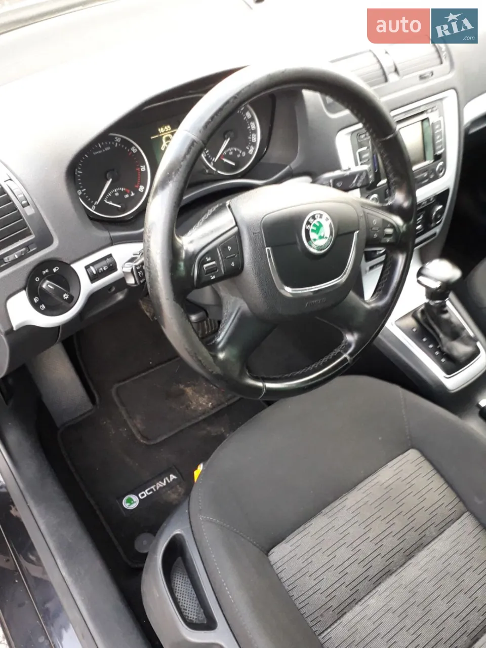 2011 Skoda Octavia - мініатюра 16