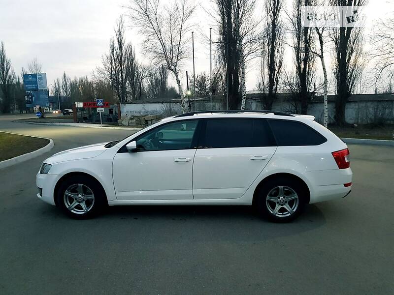 Універсал Skoda Octavia 2014 в Запоріжжі