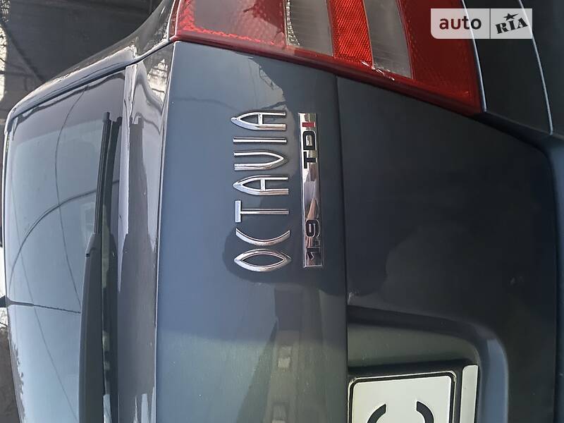 Ліфтбек Skoda Octavia 2006 в Ужгороді
