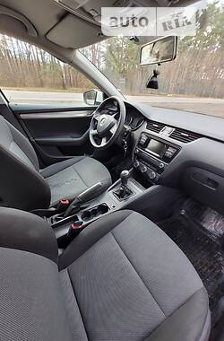 Хэтчбек Skoda Octavia 2015 в 