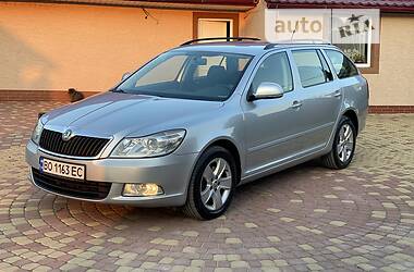 Універсал Skoda Octavia 2011 в 