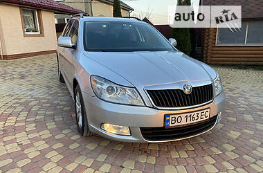 Універсал Skoda Octavia 2011 в 