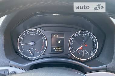 Універсал Skoda Octavia 2011 в 