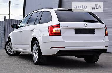 Универсал Skoda Octavia 2019 в Дрогобыче