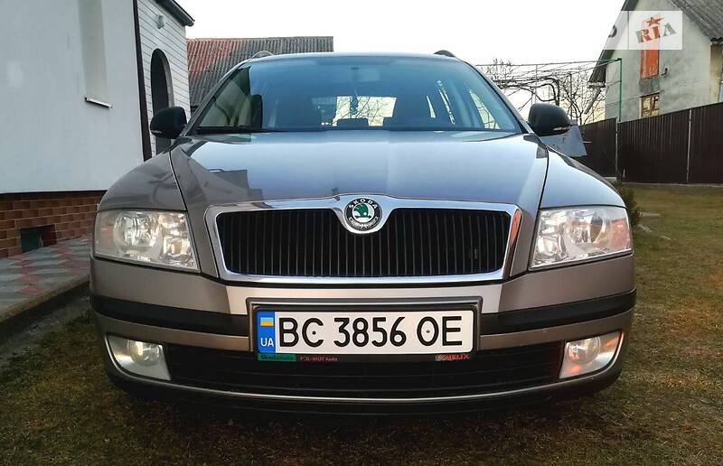 Універсал Skoda Octavia 2010 в Самборі