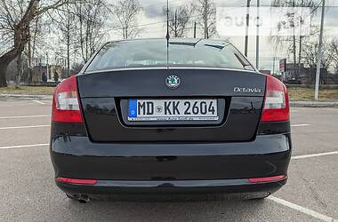 Седан Skoda Octavia 2010 в 