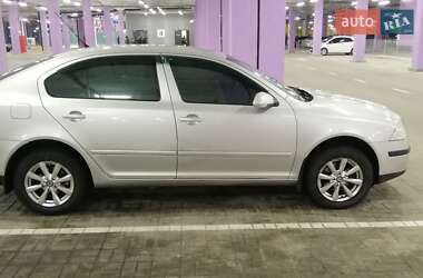 Хэтчбек Skoda Octavia 2005 в Киеве