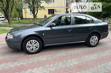 Лифтбек Skoda Octavia 2005 в Луцке