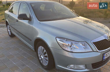 Лифтбек Skoda Octavia 2012 в 