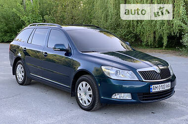 Універсал Skoda Octavia 2012 в Житомирі