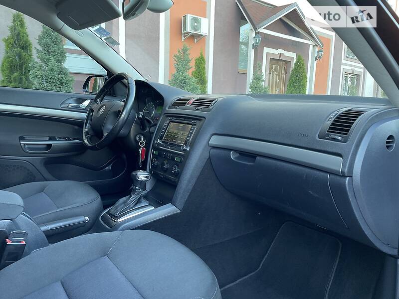 Хэтчбек Skoda Octavia 2007 в Стрые