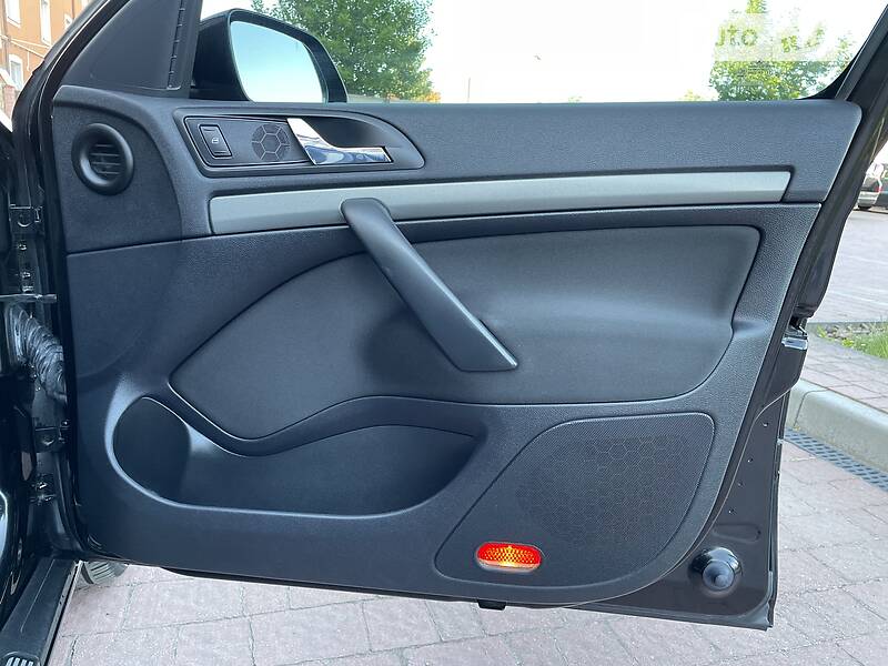 Хэтчбек Skoda Octavia 2007 в Стрые