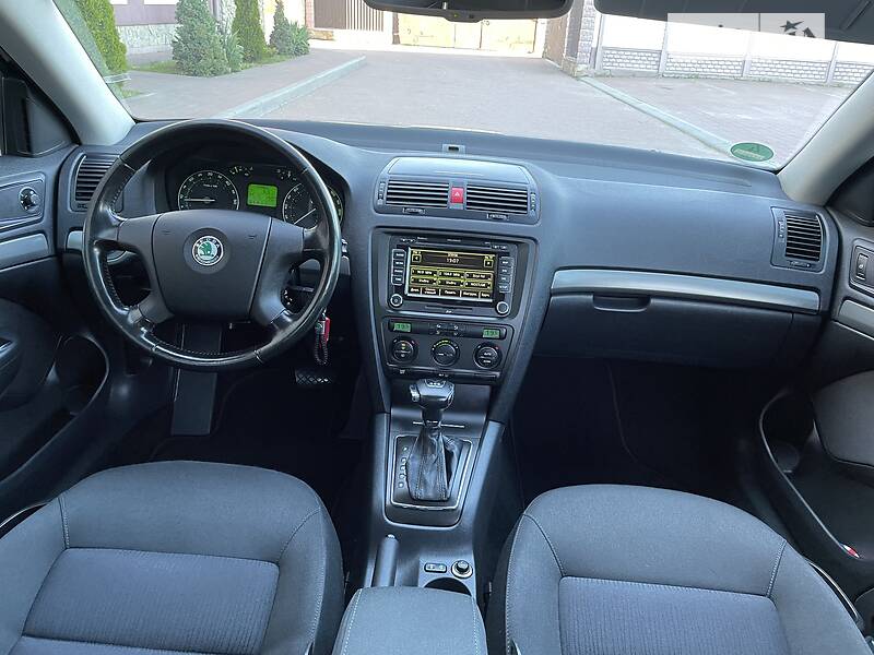 Хэтчбек Skoda Octavia 2007 в Стрые