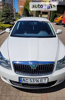 Универсал Skoda Octavia 2012 в Луцке