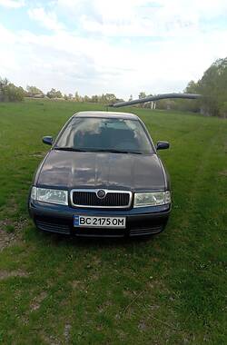 Лифтбек Skoda Octavia 2003 в Львове