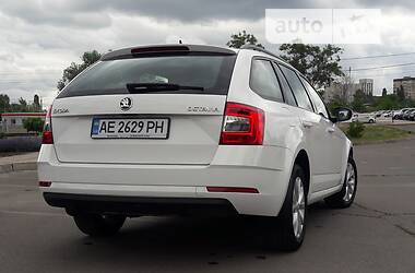 Универсал Skoda Octavia 2017 в Кривом Роге