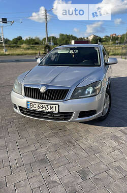 Универсал Skoda Octavia 2009 в Львове