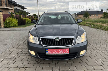 Универсал Skoda Octavia 2009 в Луцке