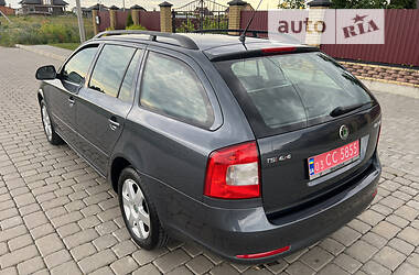 Универсал Skoda Octavia 2009 в Луцке