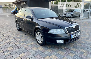 Седан Skoda Octavia 2007 в Ужгороде