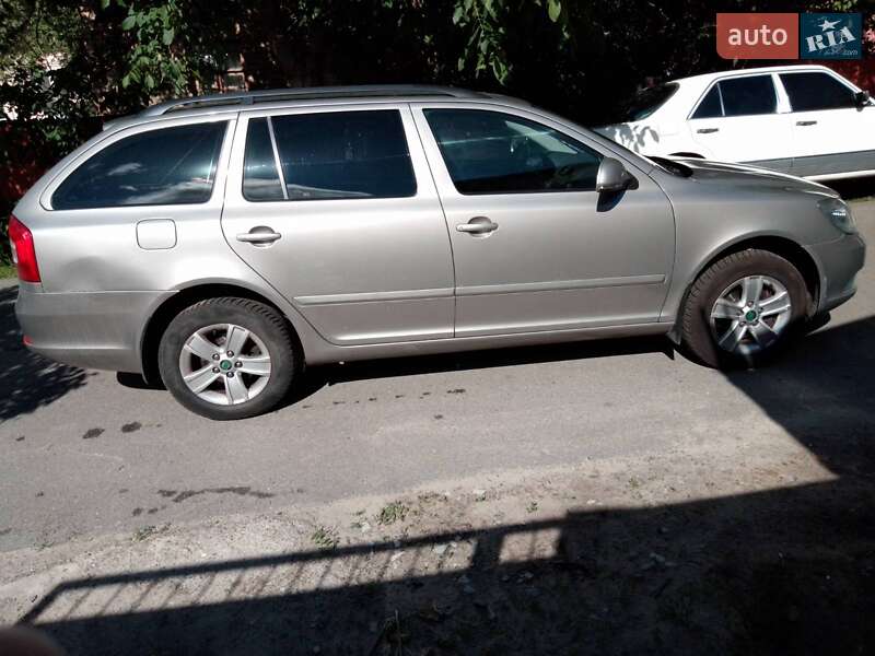 Универсал Skoda Octavia 2013 в Киеве