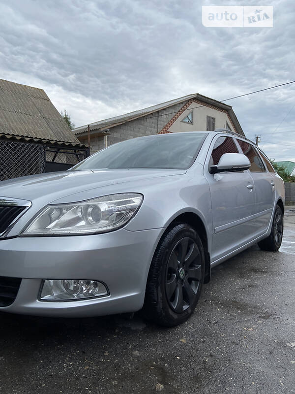 Универсал Skoda Octavia 2011 в Хмельницком