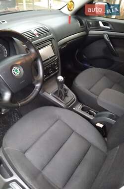 Хэтчбек Skoda Octavia 2007 в 