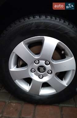 Хэтчбек Skoda Octavia 2007 в 