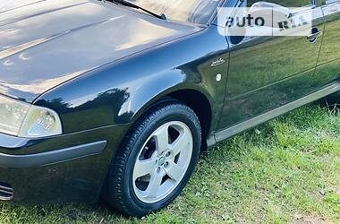 Хэтчбек Skoda Octavia 2004 в 
