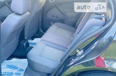 Хэтчбек Skoda Octavia 2004 в 