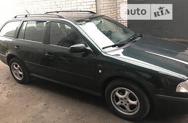 Универсал Skoda Octavia 2002 в Одессе