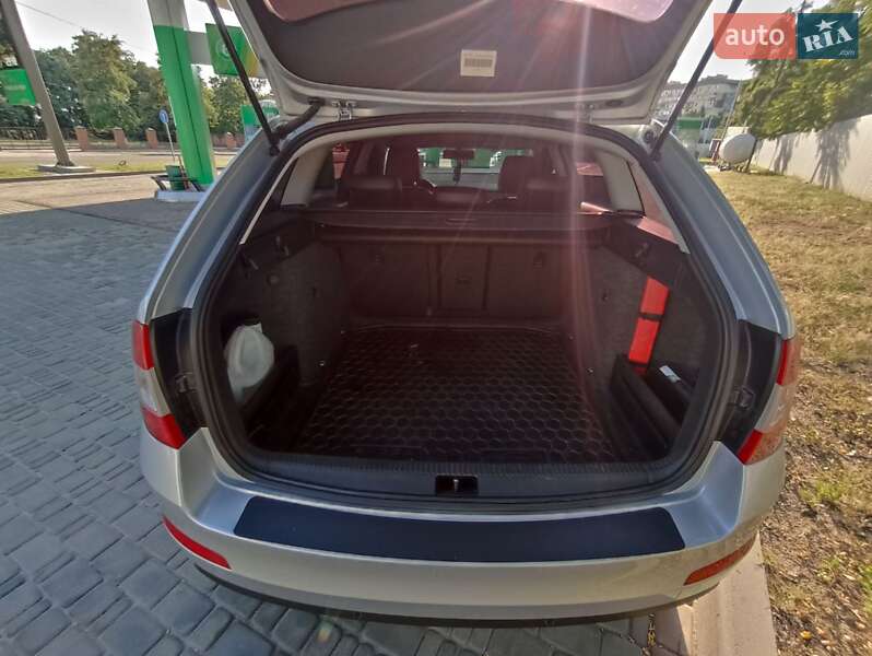 Універсал Skoda Octavia 2013 в Дніпрі