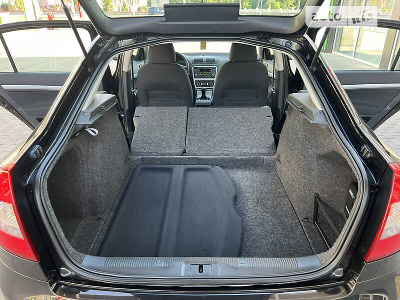 Хетчбек Skoda Octavia 2010 в Житомирі
