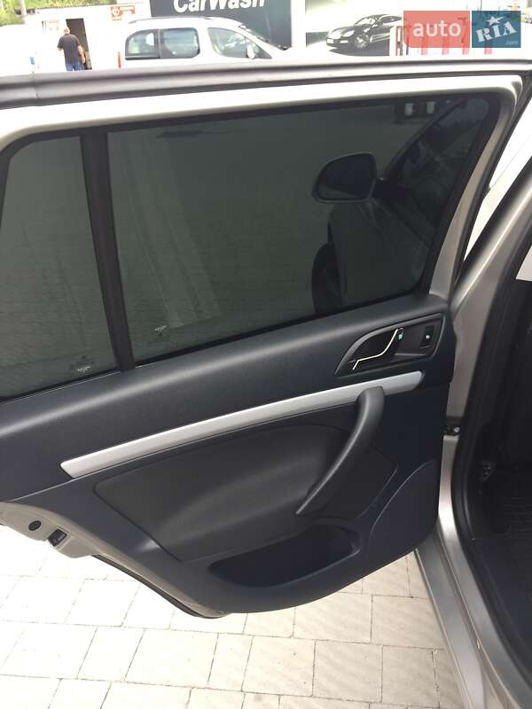 Универсал Skoda Octavia 2012 в Львове