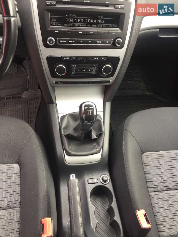 Универсал Skoda Octavia 2012 в Львове