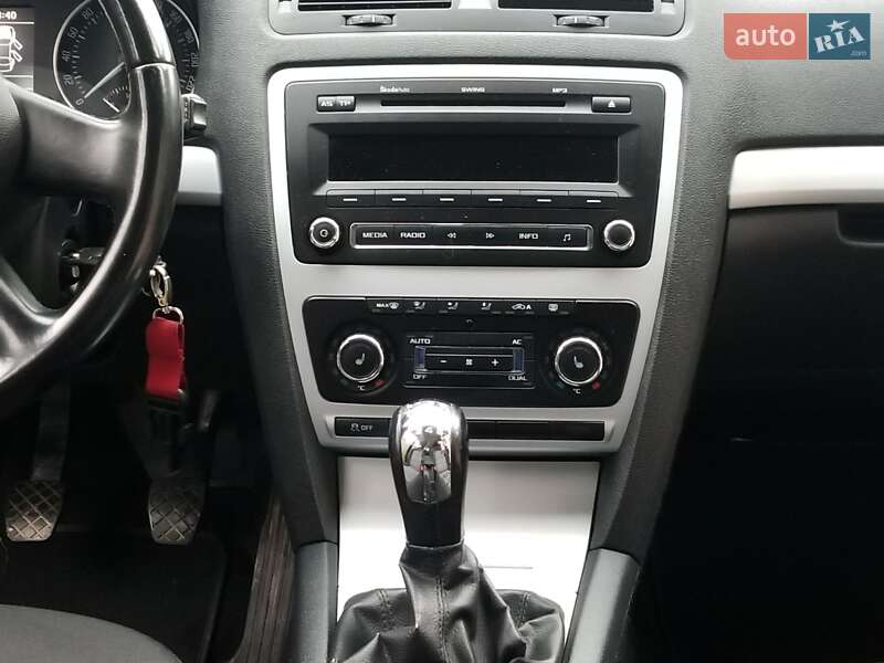 Універсал Skoda Octavia 2010 в Теребовлі фото 7 Універсал Skoda Octavia 2010 в Теребовлі