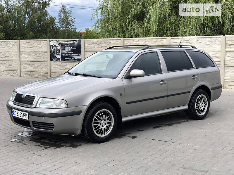 Универсал Skoda Octavia 2010 в Луцке