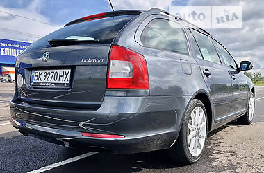 Универсал Skoda Octavia 2011 в Ровно