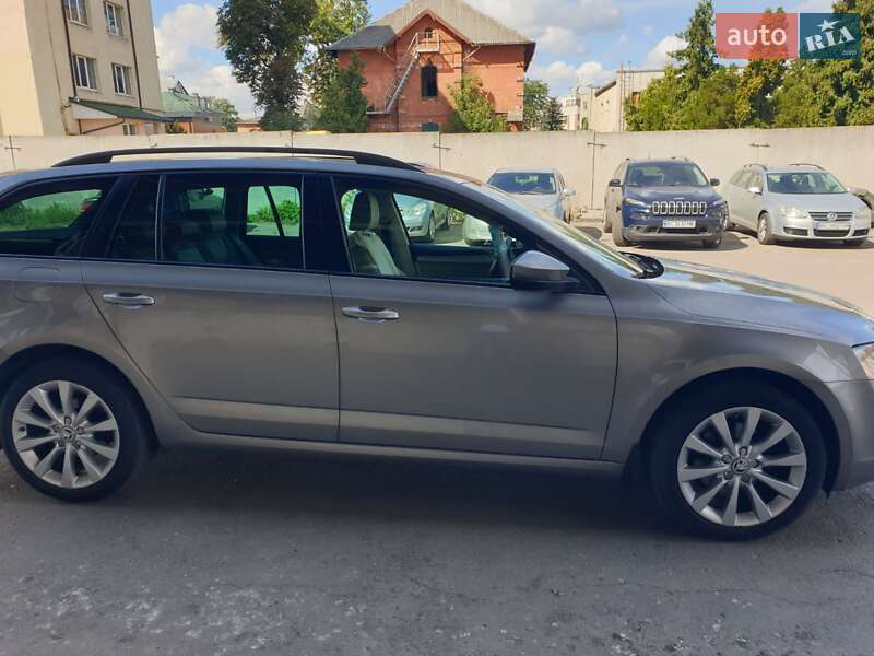 Универсал Skoda Octavia 2015 в Львове