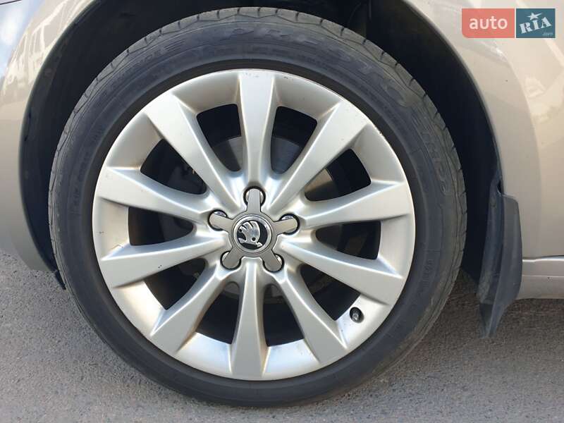 Универсал Skoda Octavia 2015 в Львове