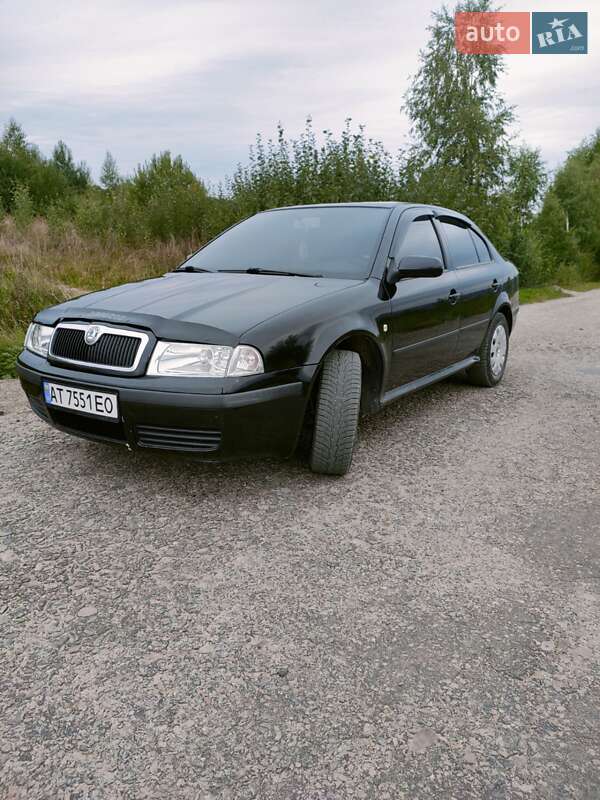 Ліфтбек Skoda Octavia 2004 в Івано-Франківську