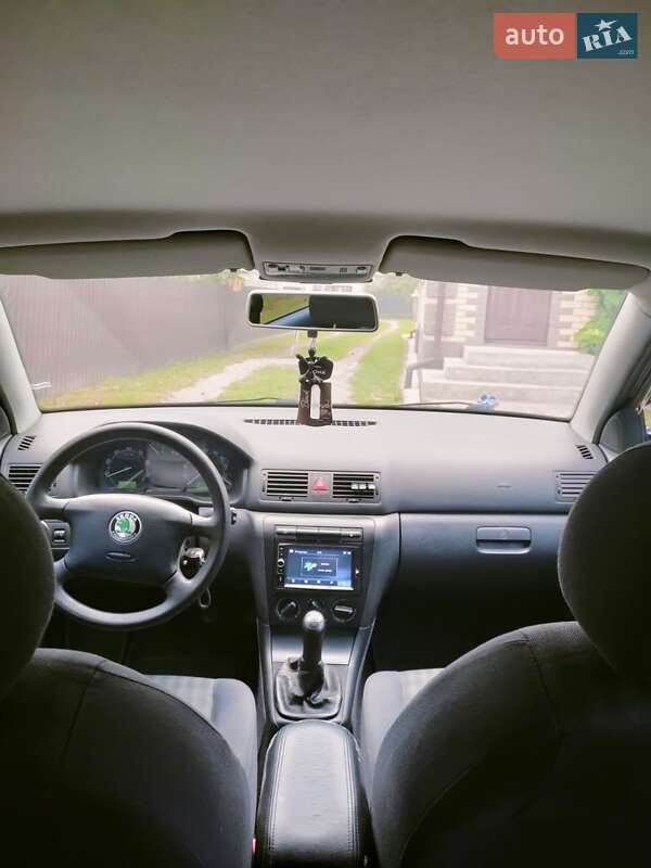 Ліфтбек Skoda Octavia 2004 в Івано-Франківську