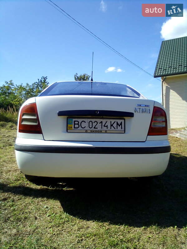 Ліфтбек Skoda Octavia 2001 в Бориславі