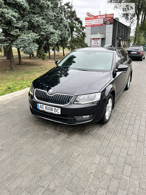 Лифтбек Skoda Octavia 2013 в Днепре